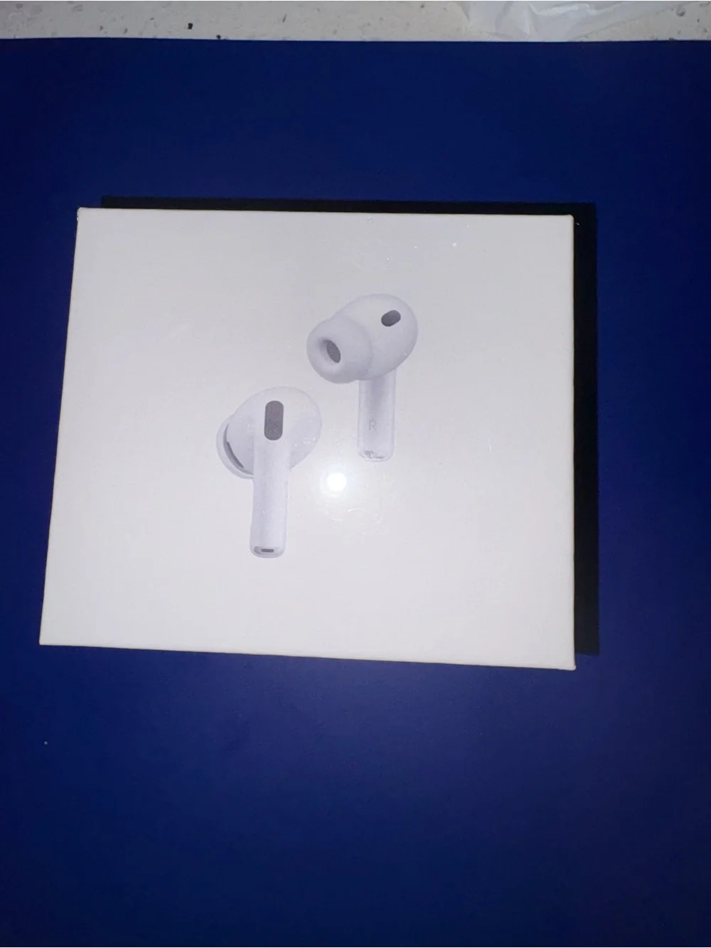 Apple White True Wireless Earbuds with Charging Case